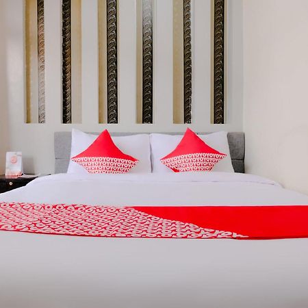 Oyo 2376 Tiara Family Residence Batu  Ngoại thất bức ảnh