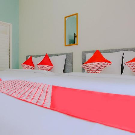 Oyo 2376 Tiara Family Residence Batu  Ngoại thất bức ảnh