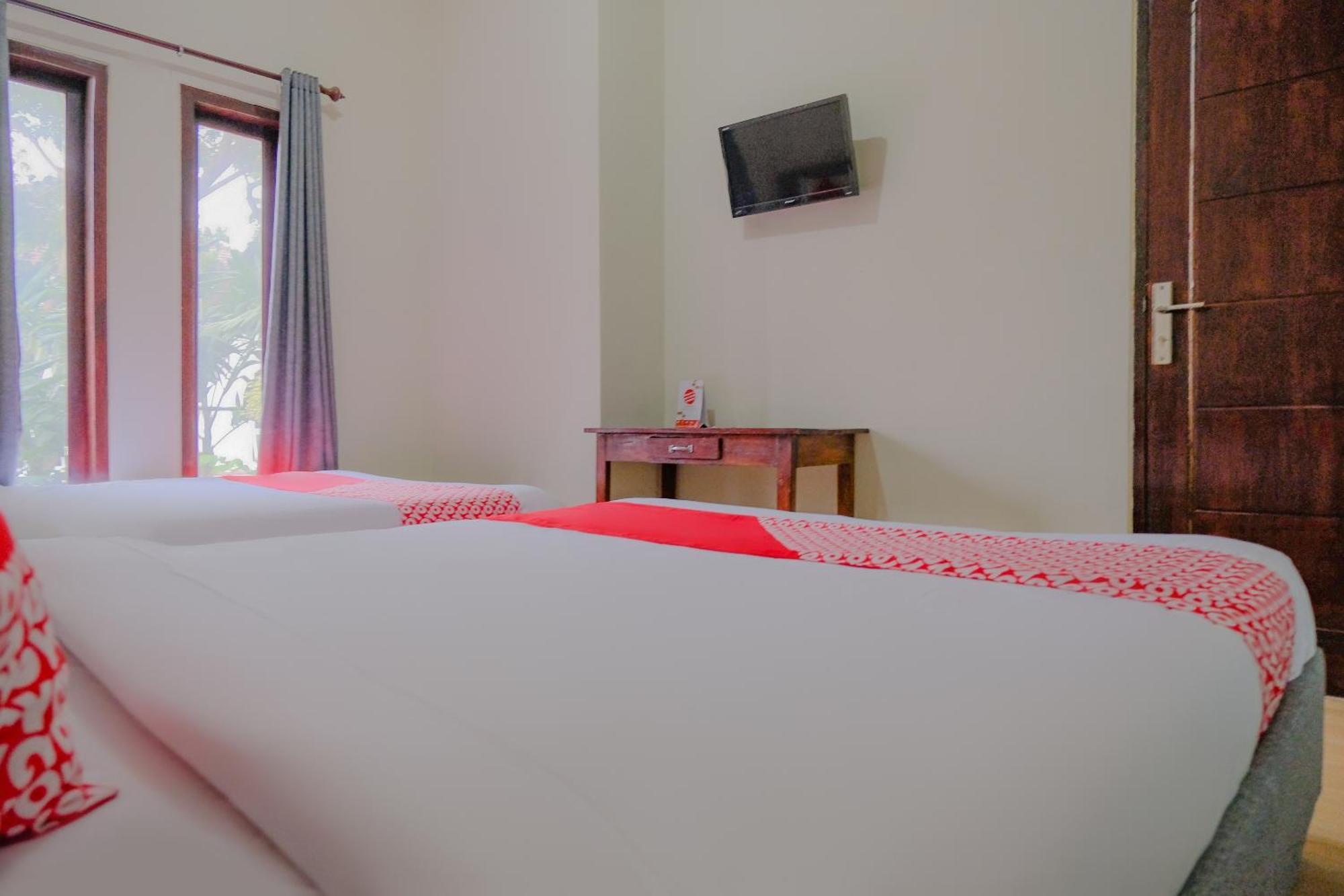 Oyo 2376 Tiara Family Residence Batu  Ngoại thất bức ảnh